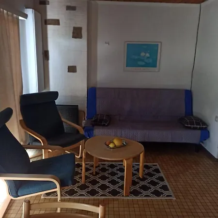 度假居 Nr 9 *