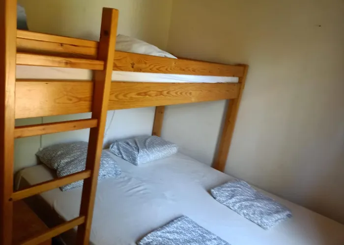 Nr 9 Hébergement de vacances *